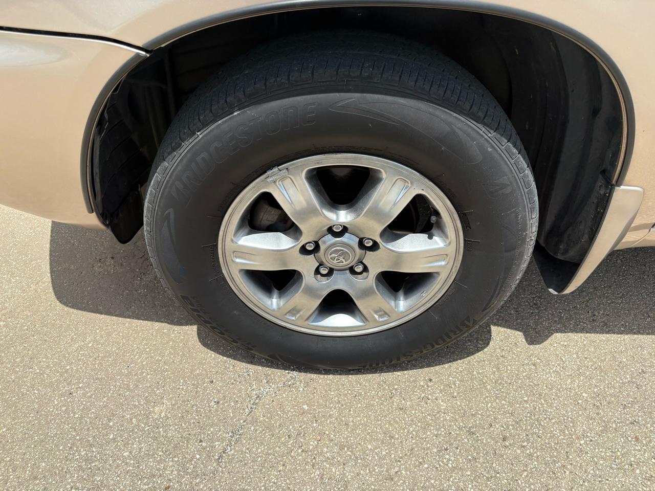 Toyota Highlander 4dr V6 w/3rd Row (Natl) 2004