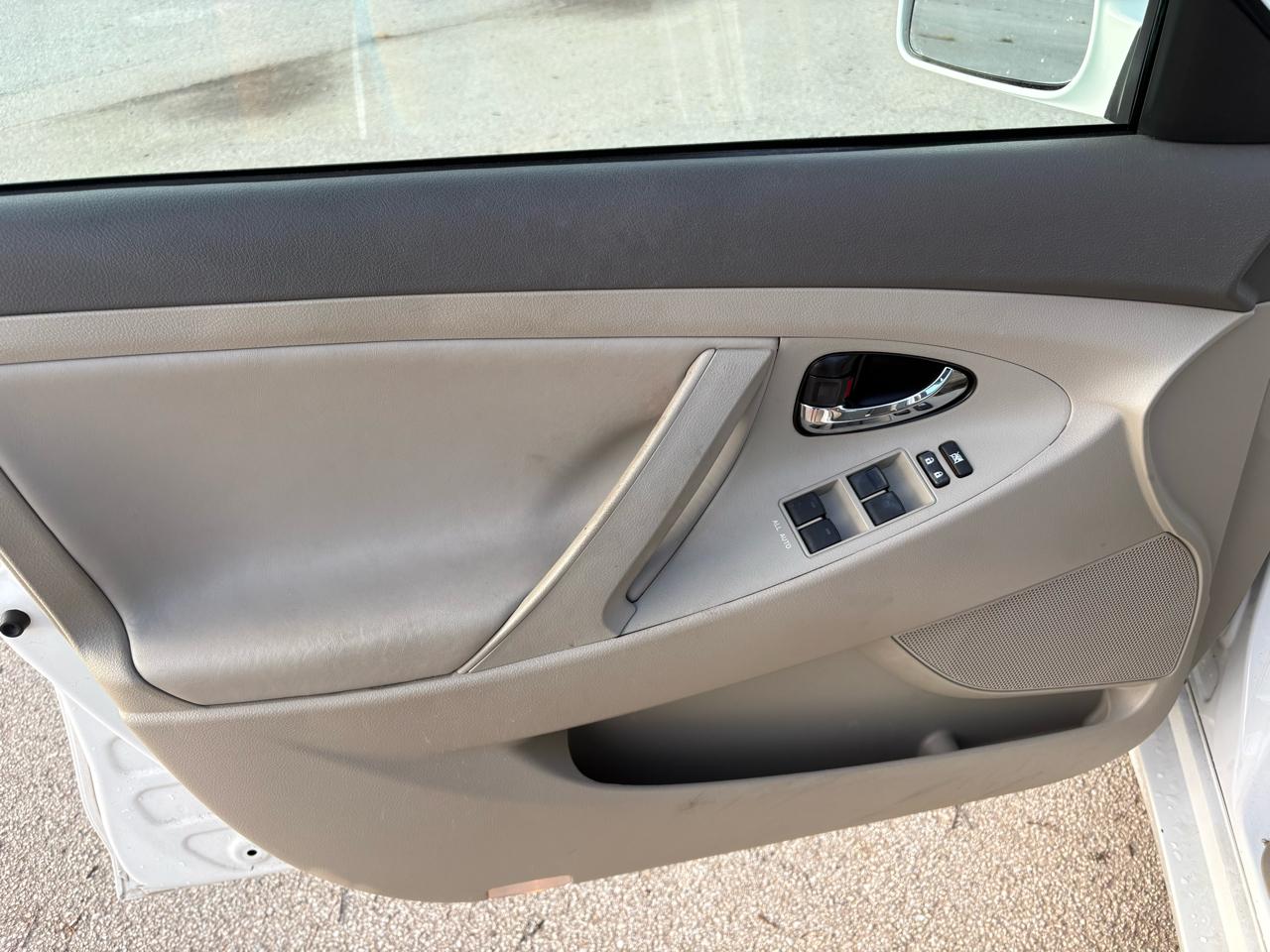 Toyota Camry  2011