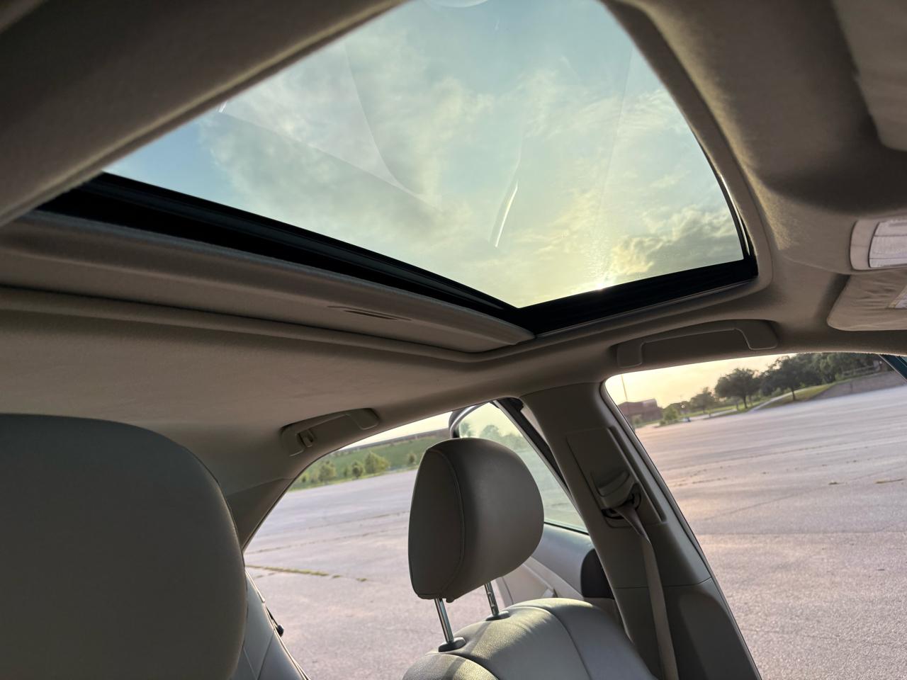 Toyota Camry  2011