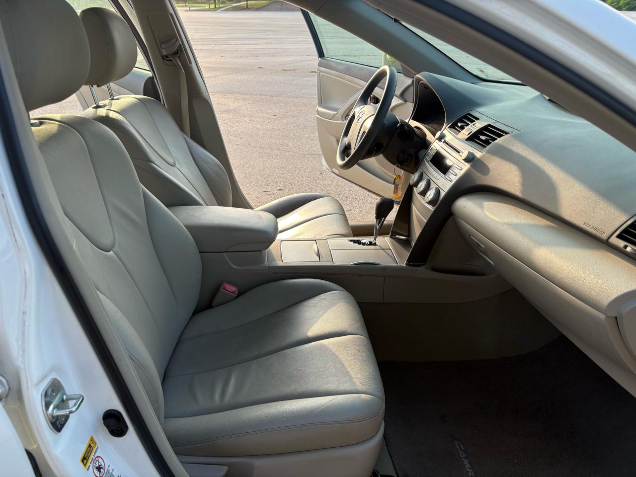 Toyota Camry  2011