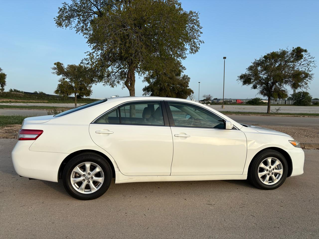 Toyota Camry  2011