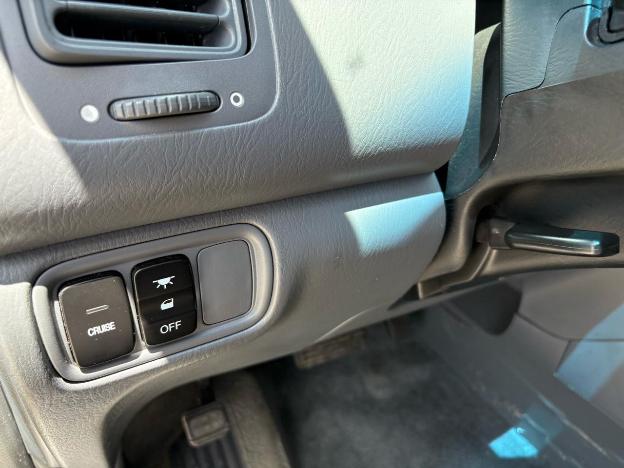 Honda Pilot 4WD EX Auto w/Leather 2004