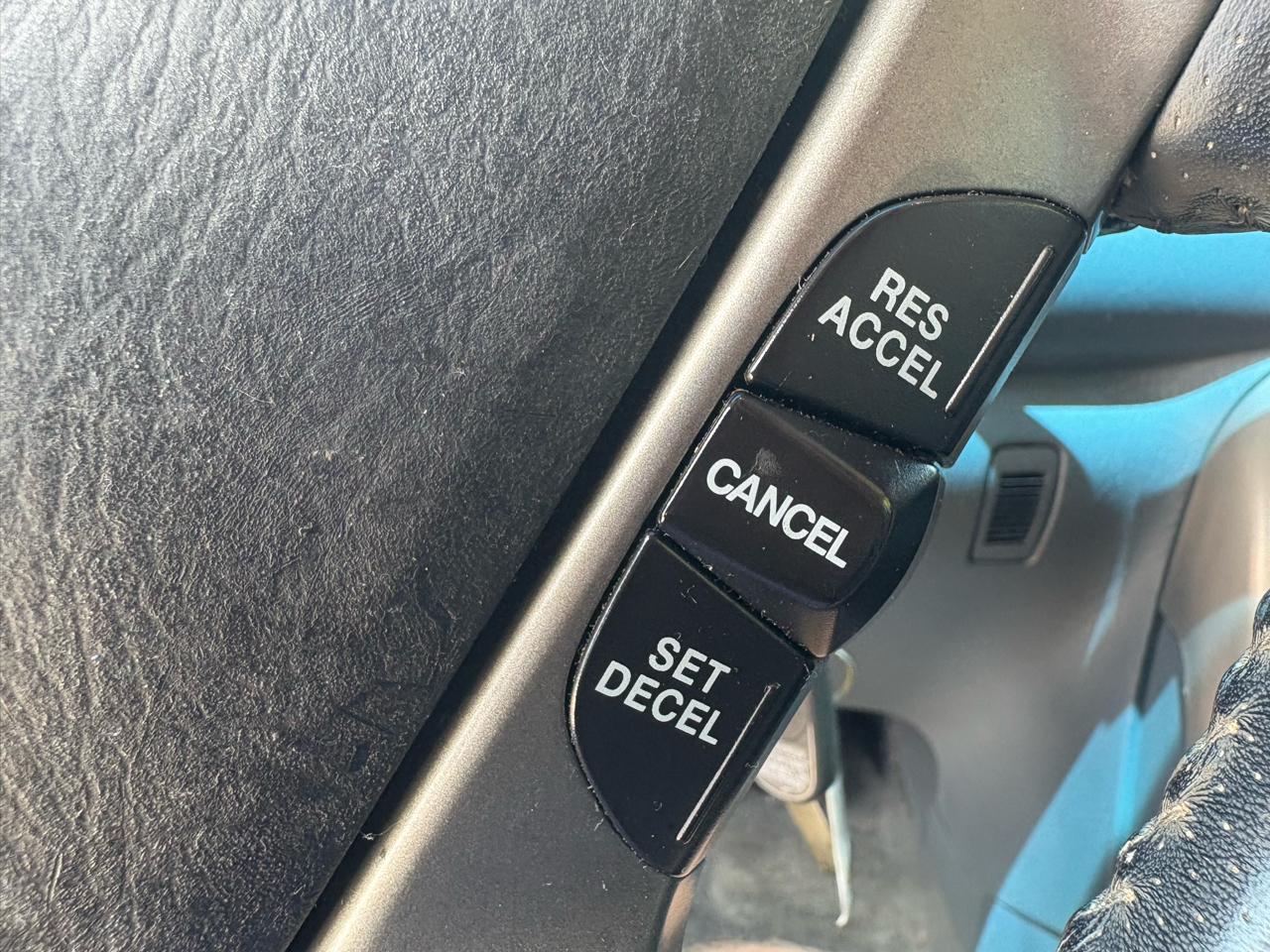 Honda Pilot 4WD EX Auto w/Leather 2004
