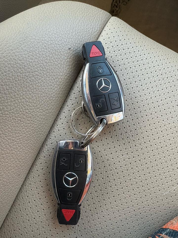 Mercedes-Benz GLK-Class RWD 4dr GLK 350 2012