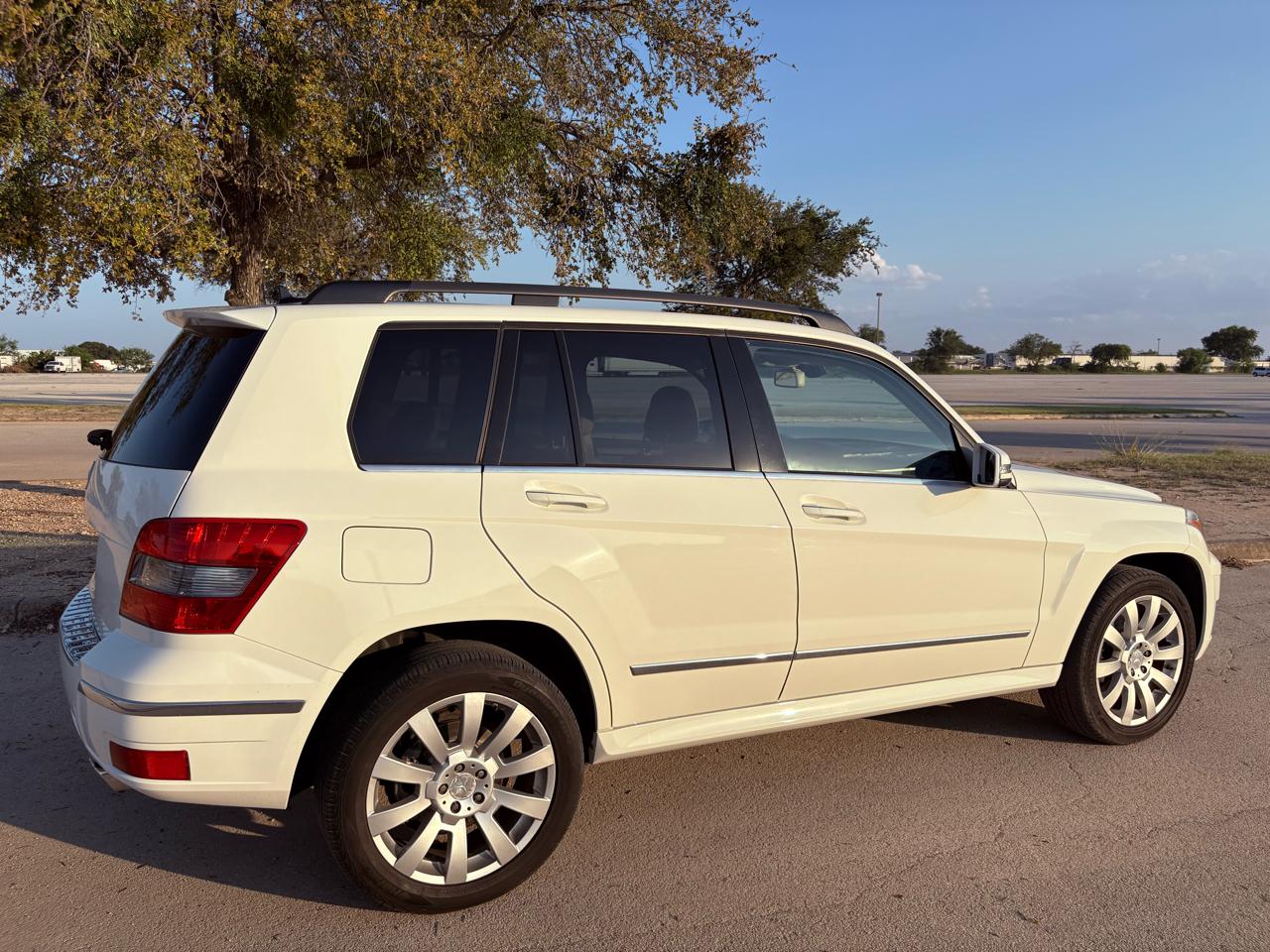 Mercedes-Benz GLK-Class RWD 4dr GLK 350 2012
