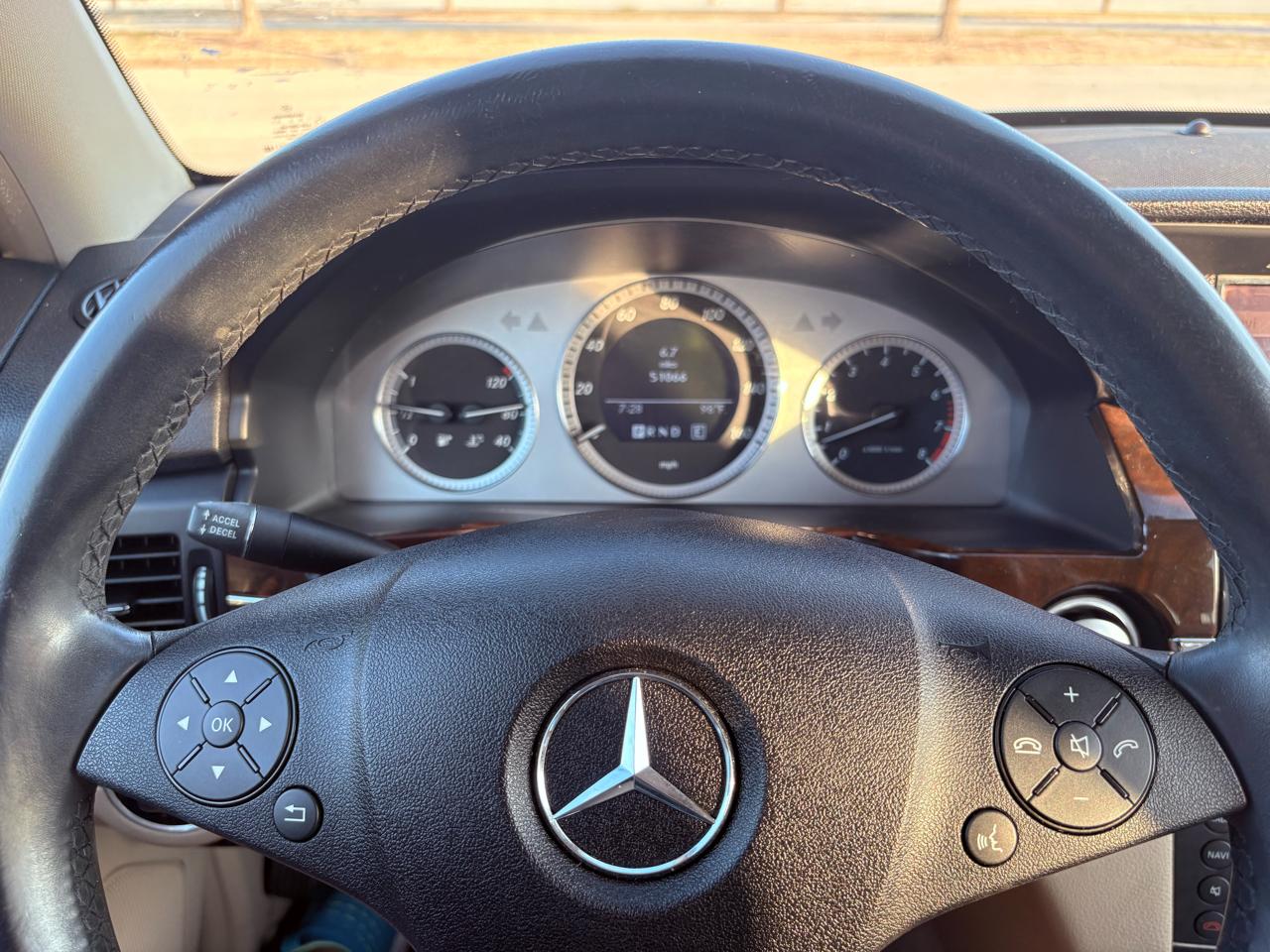 Mercedes-Benz GLK-Class RWD 4dr GLK 350 2012