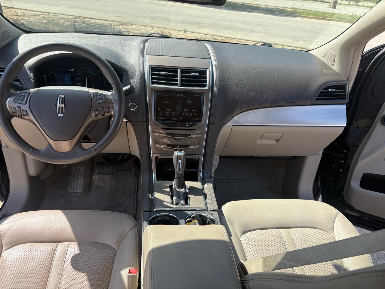 Lincoln MKX FWD 4dr 2015