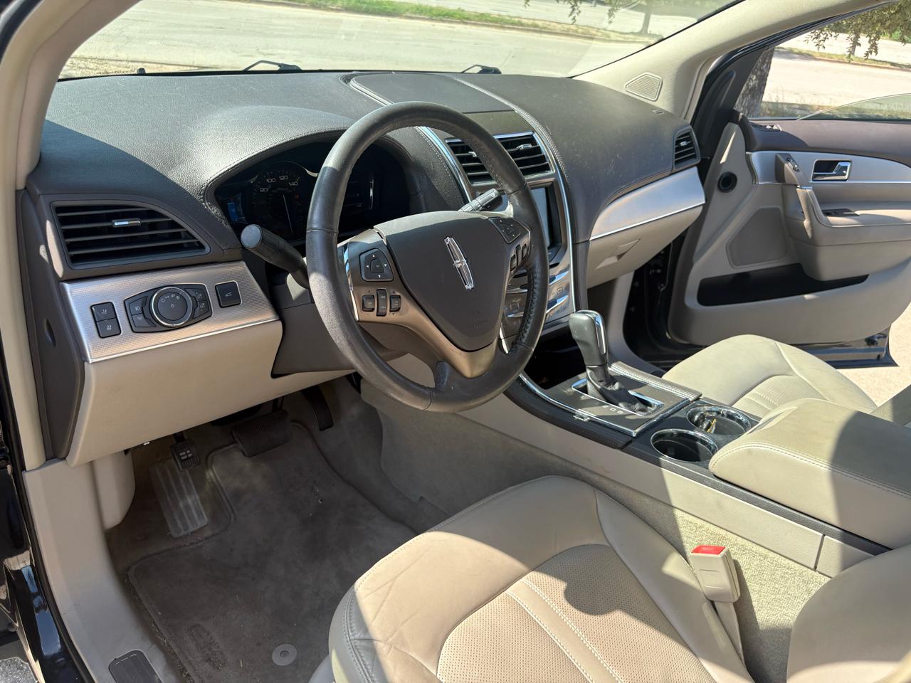 Lincoln MKX FWD 4dr 2015