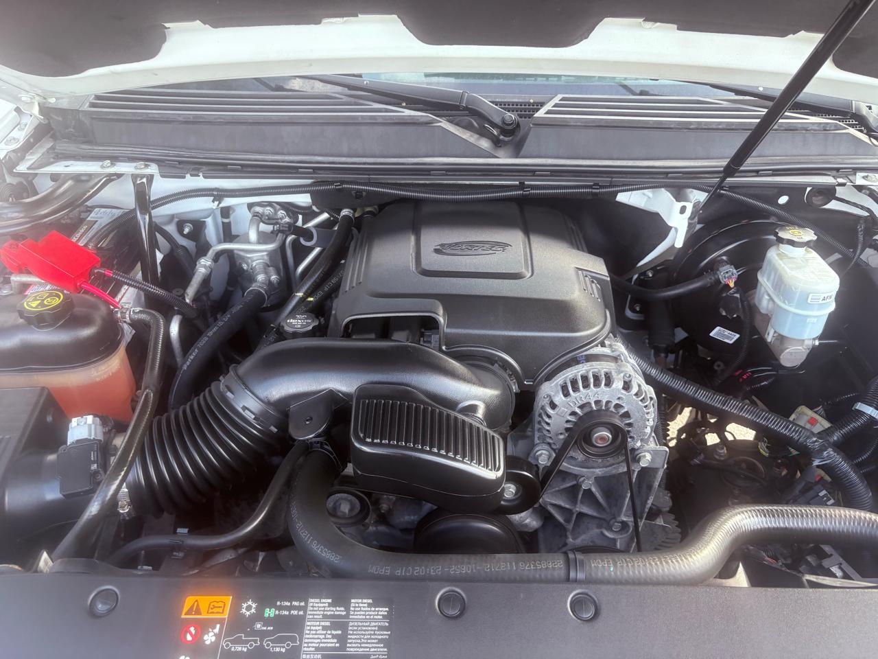 Chevrolet Suburban 2WD 4dr 1500 LS 2013