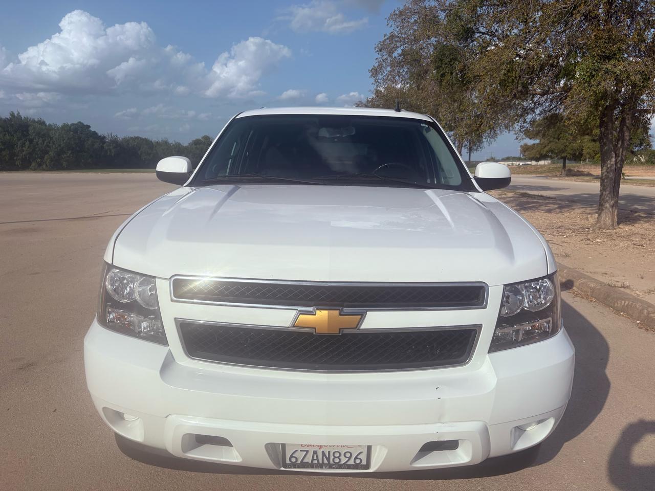 Chevrolet Suburban 2WD 4dr 1500 LS 2013