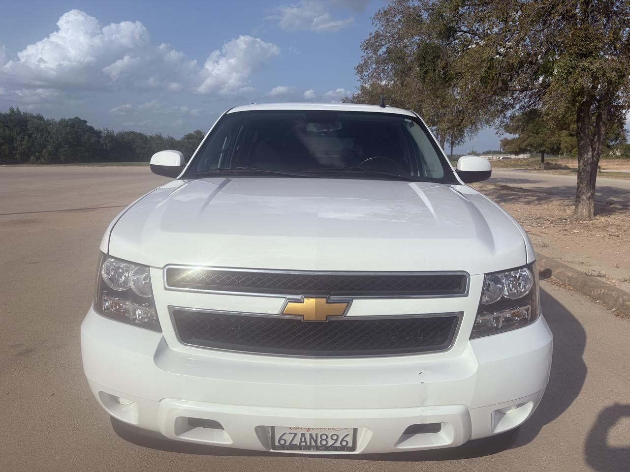 Chevrolet Suburban 2WD 4dr 1500 LS 2013