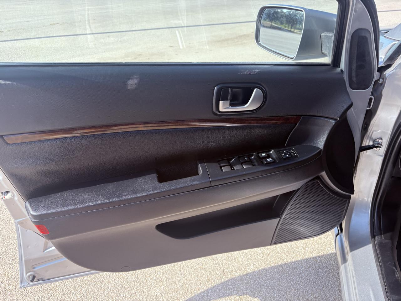 Mitsubishi Galant  2012