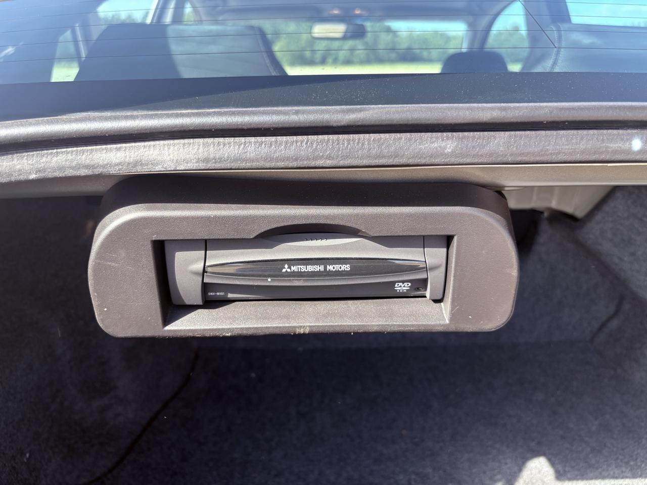 Mitsubishi Galant  2012