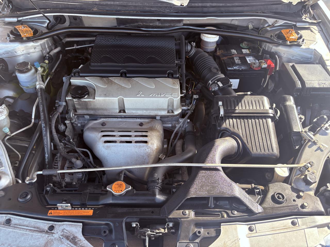 Mitsubishi Galant  2012