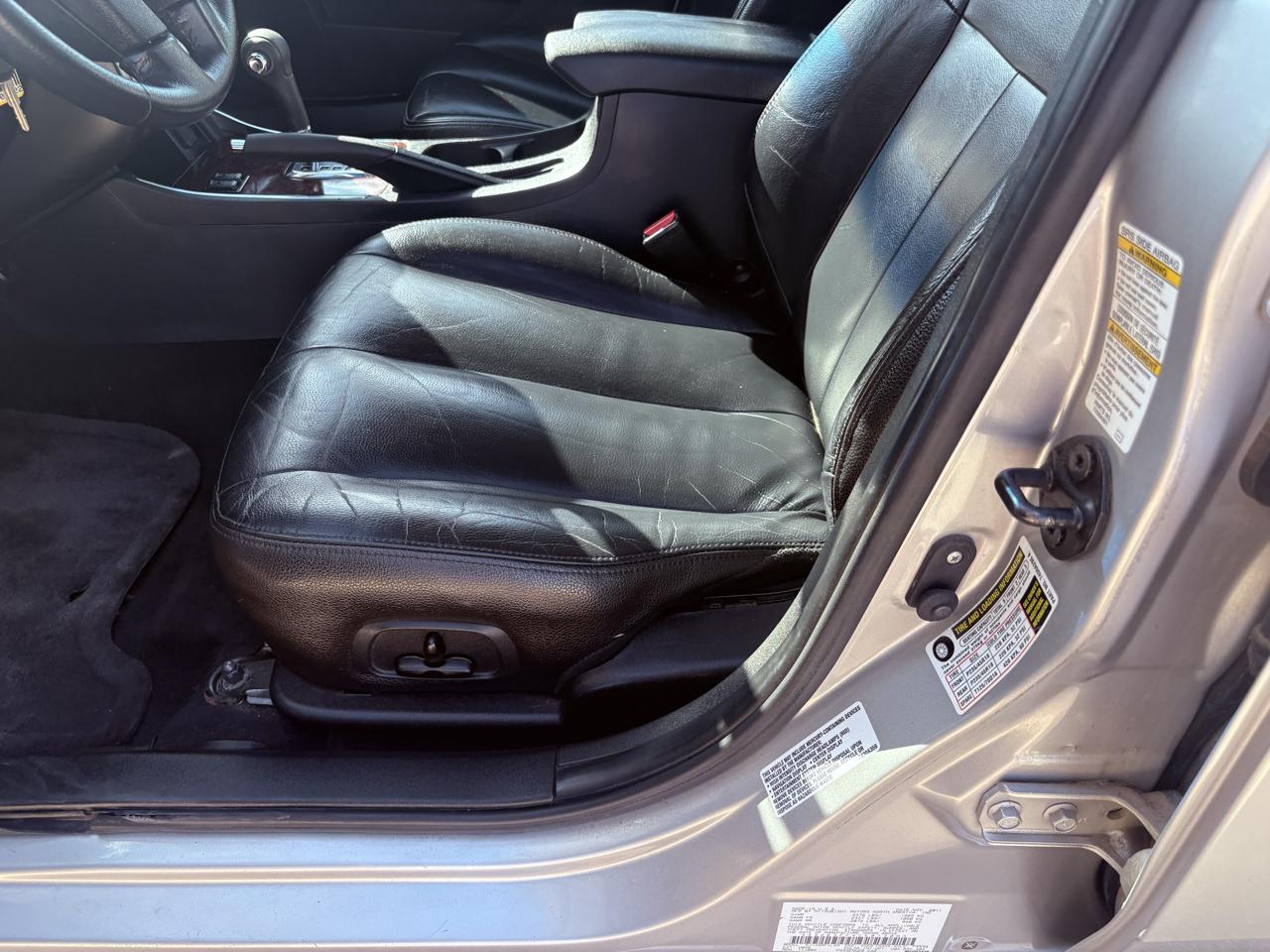 Mitsubishi Galant  2012