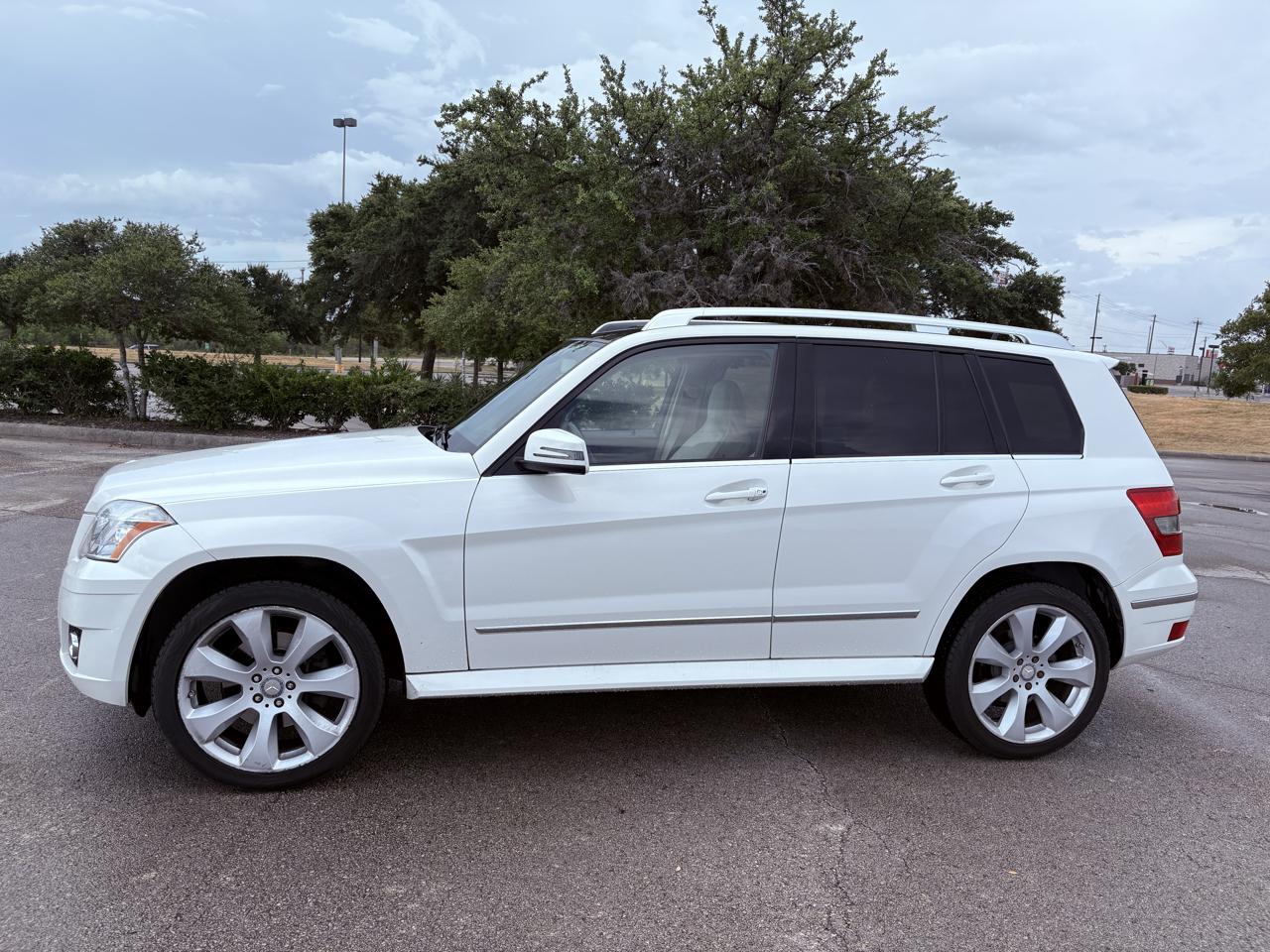 Mercedes-Benz GLK-Class RWD 4dr GLK 350 2010