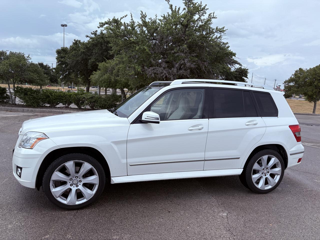 Mercedes-Benz GLK-Class RWD 4dr GLK 350 2010