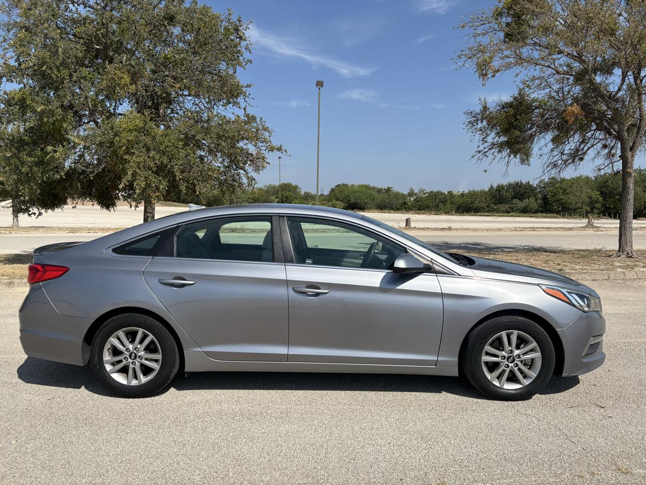 Hyundai Sonata  2015