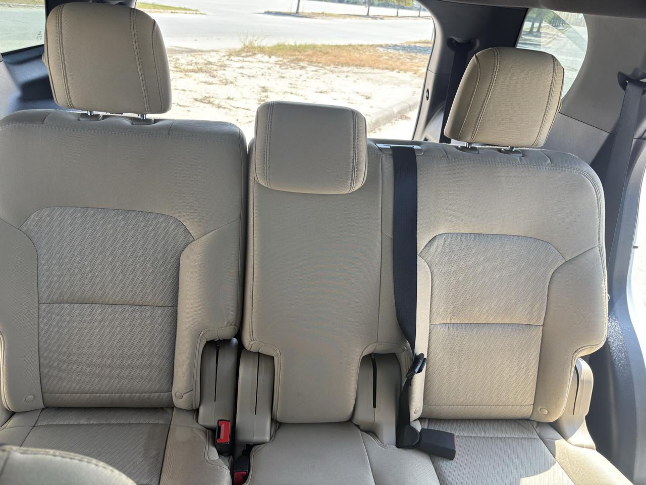 Ford Explorer Base FWD 2017