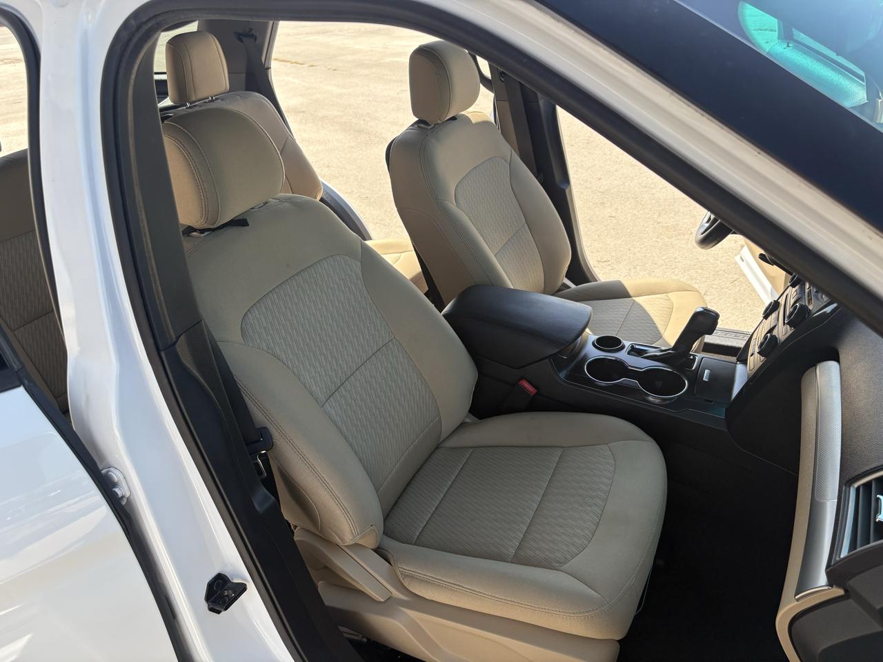 Ford Explorer Base FWD 2017