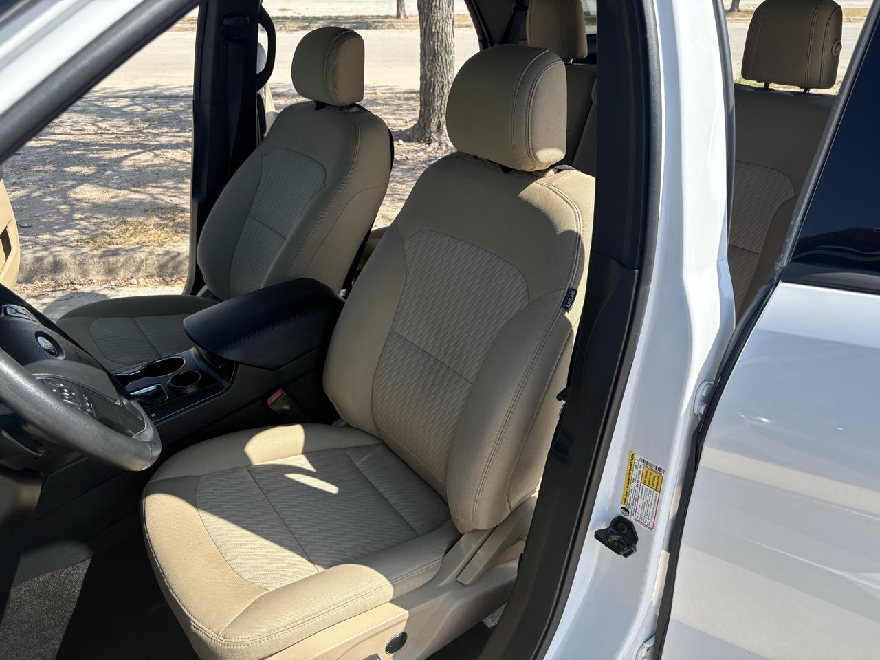 Ford Explorer Base FWD 2017