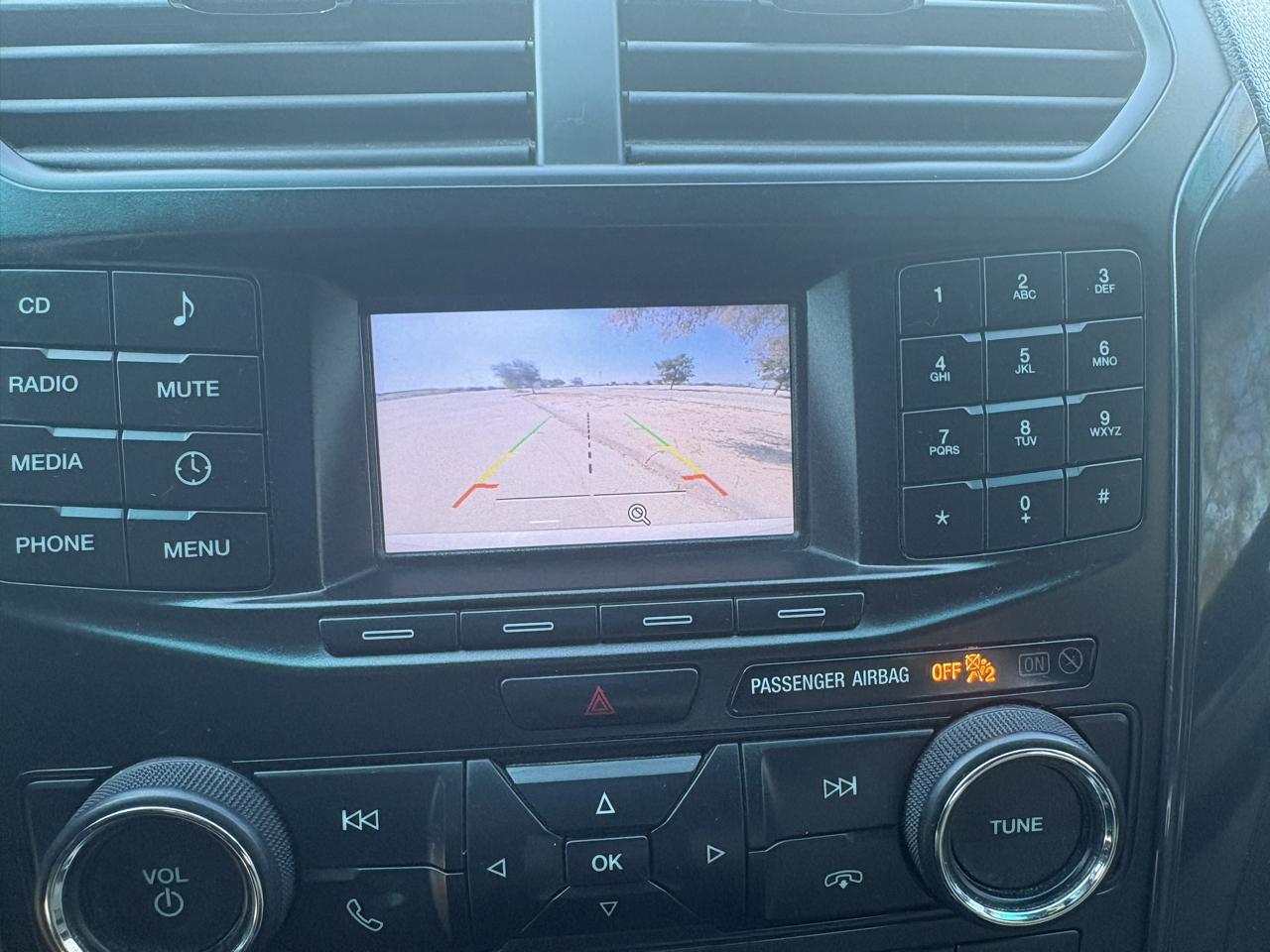 Ford Explorer Base FWD 2017