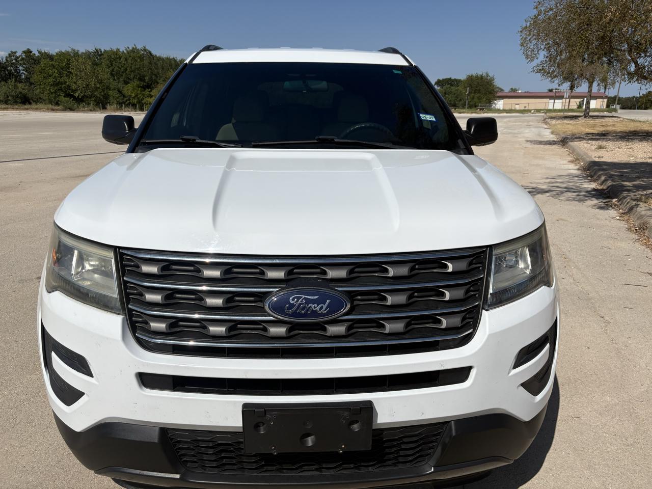Ford Explorer Base FWD 2017