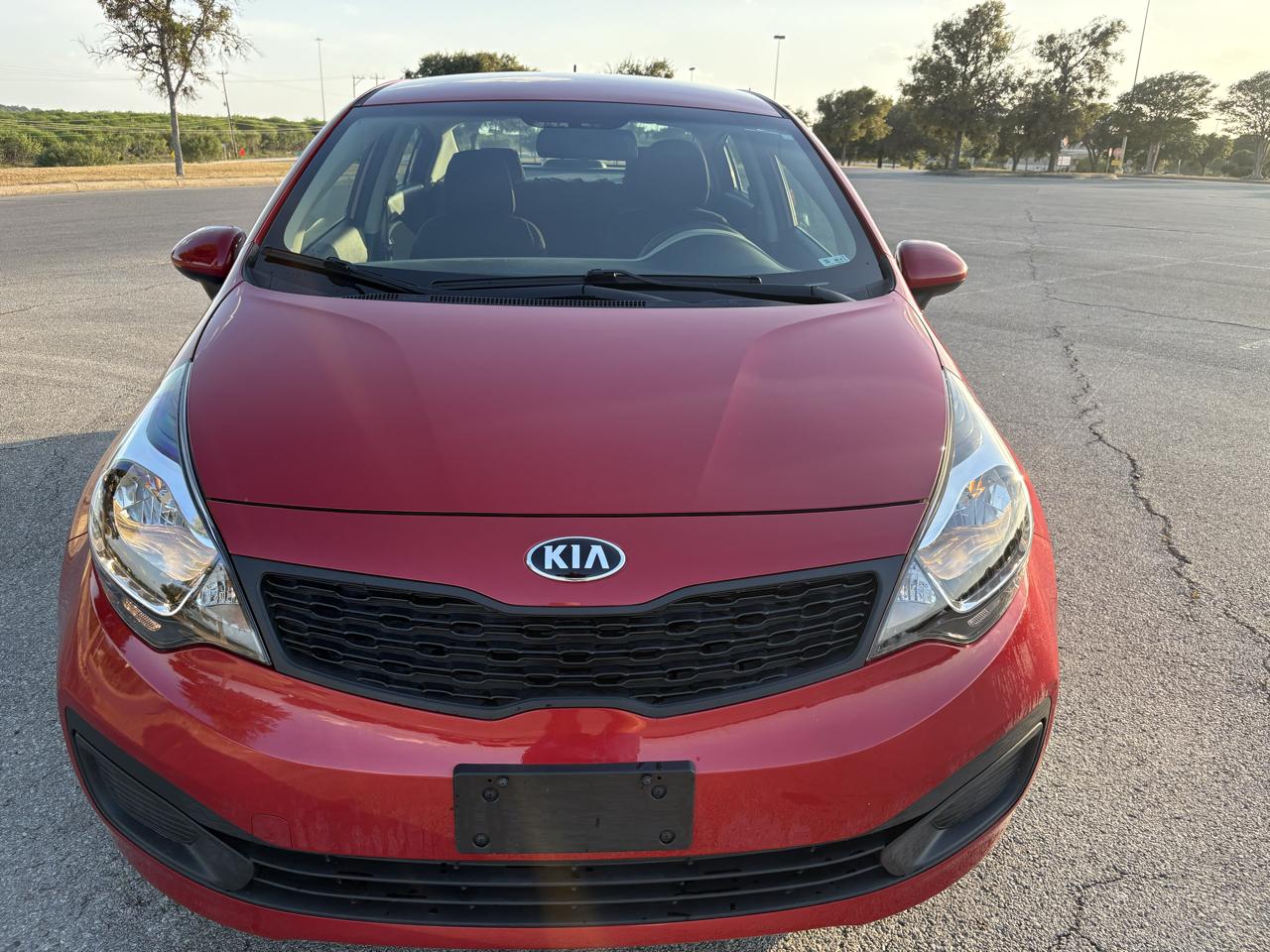 Kia Rio 4dr Sdn Auto LX 2013