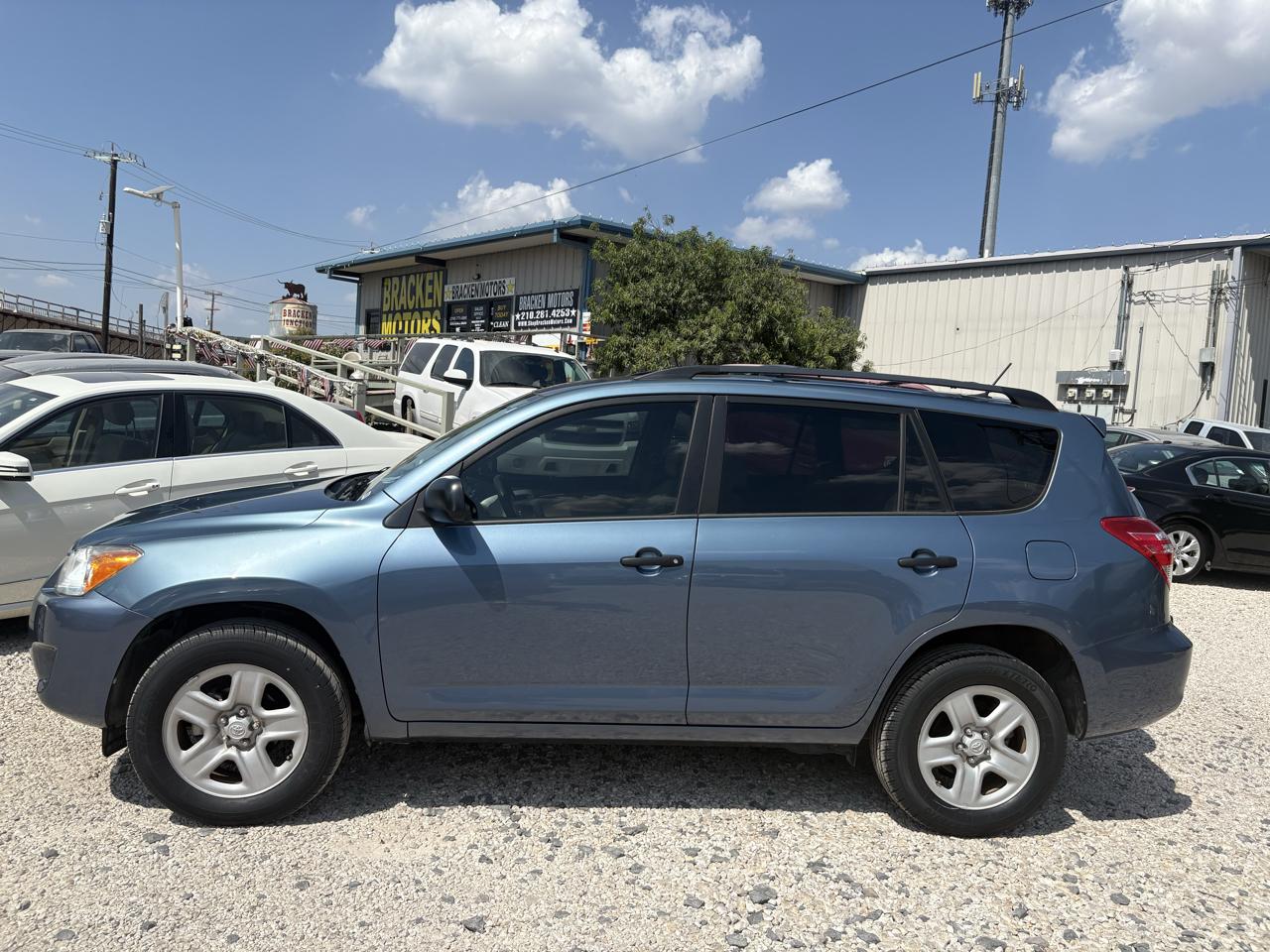 Toyota RAV4  2010