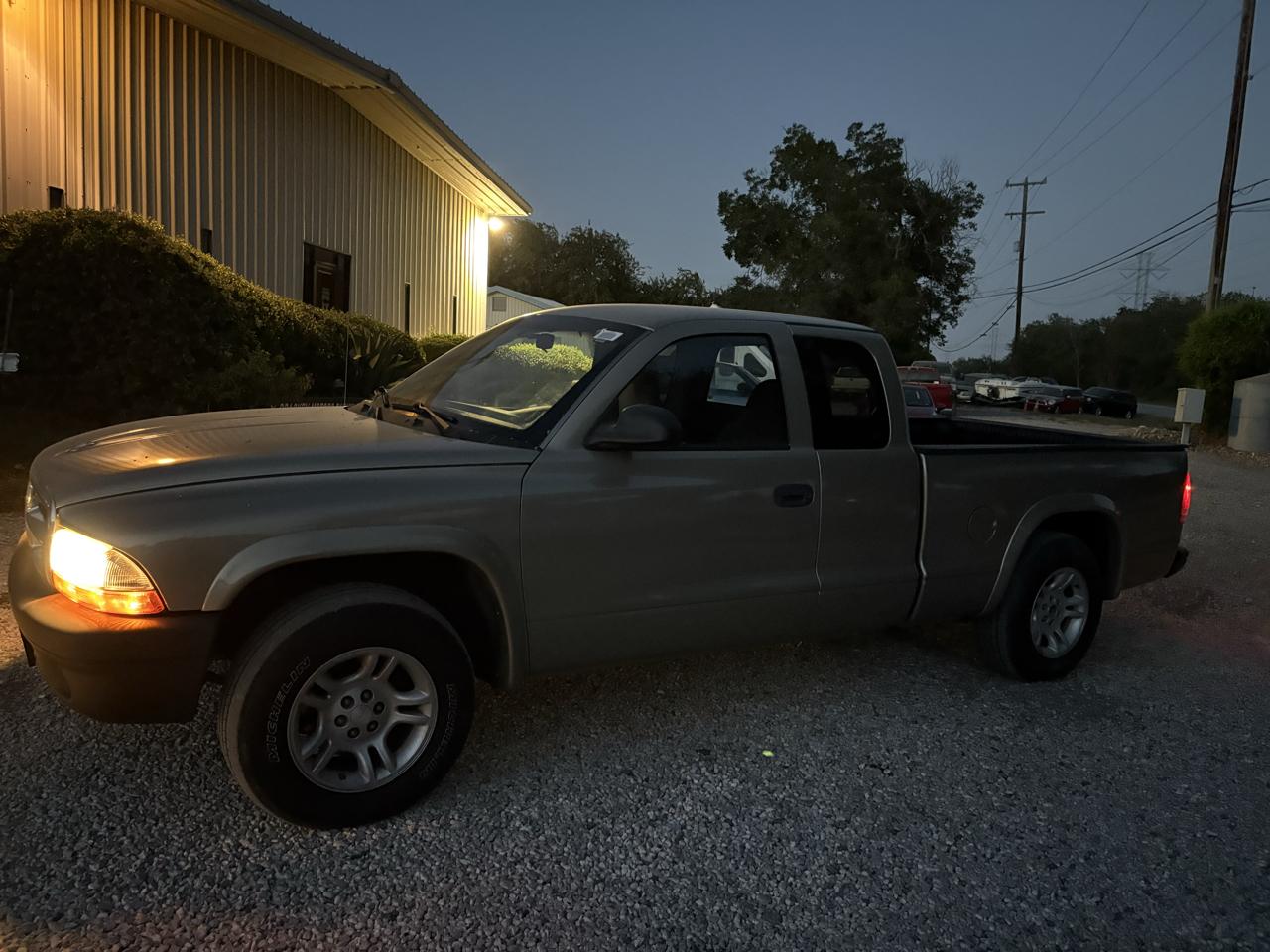 Dodge Dakota  2004