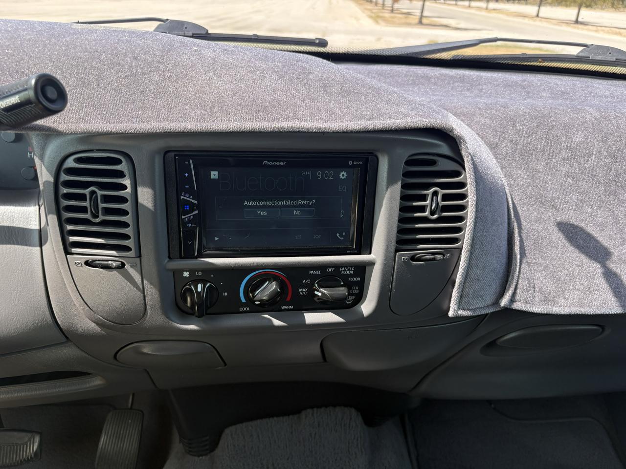 Ford F-150  2002