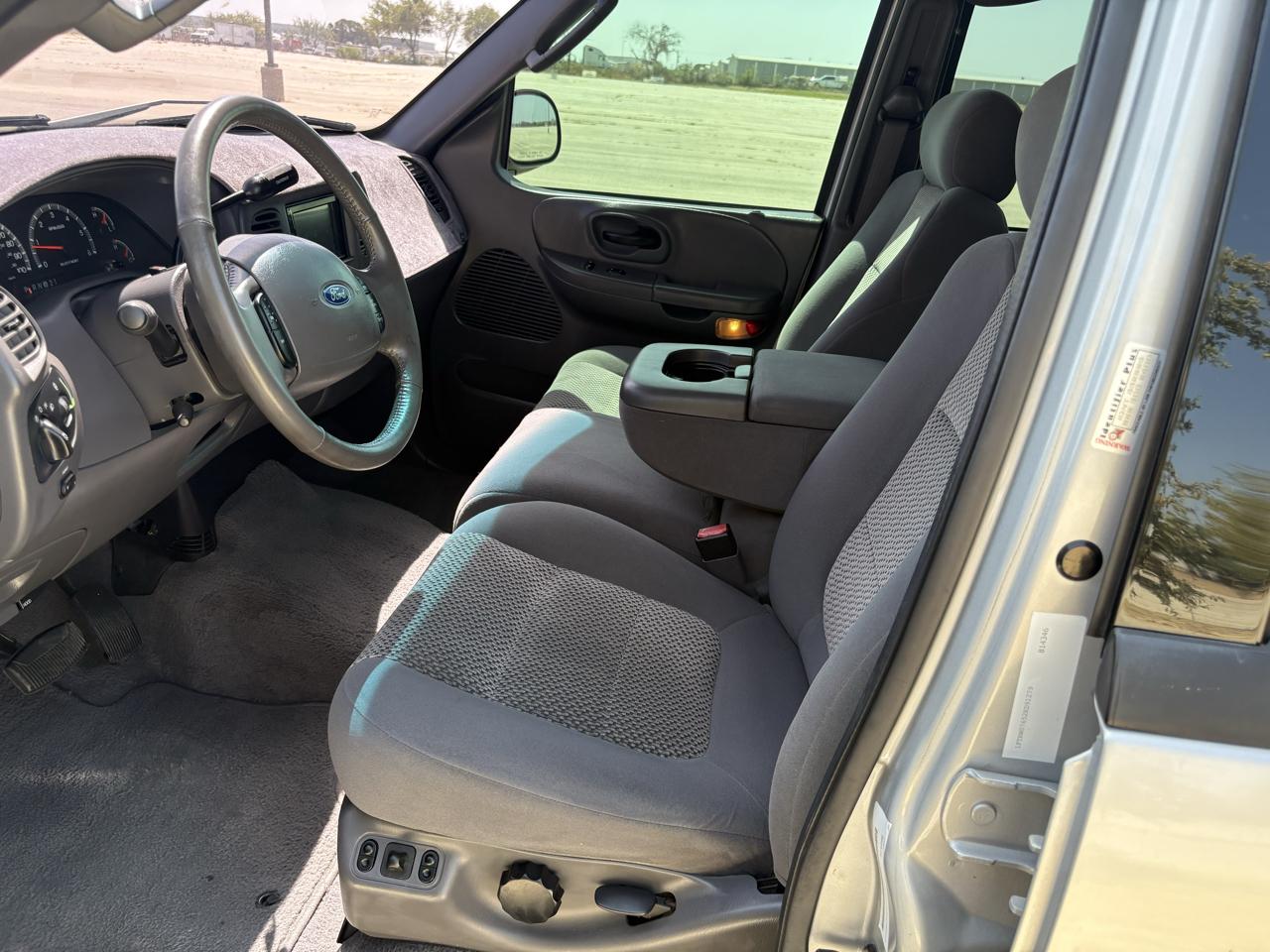 Ford F-150  2002