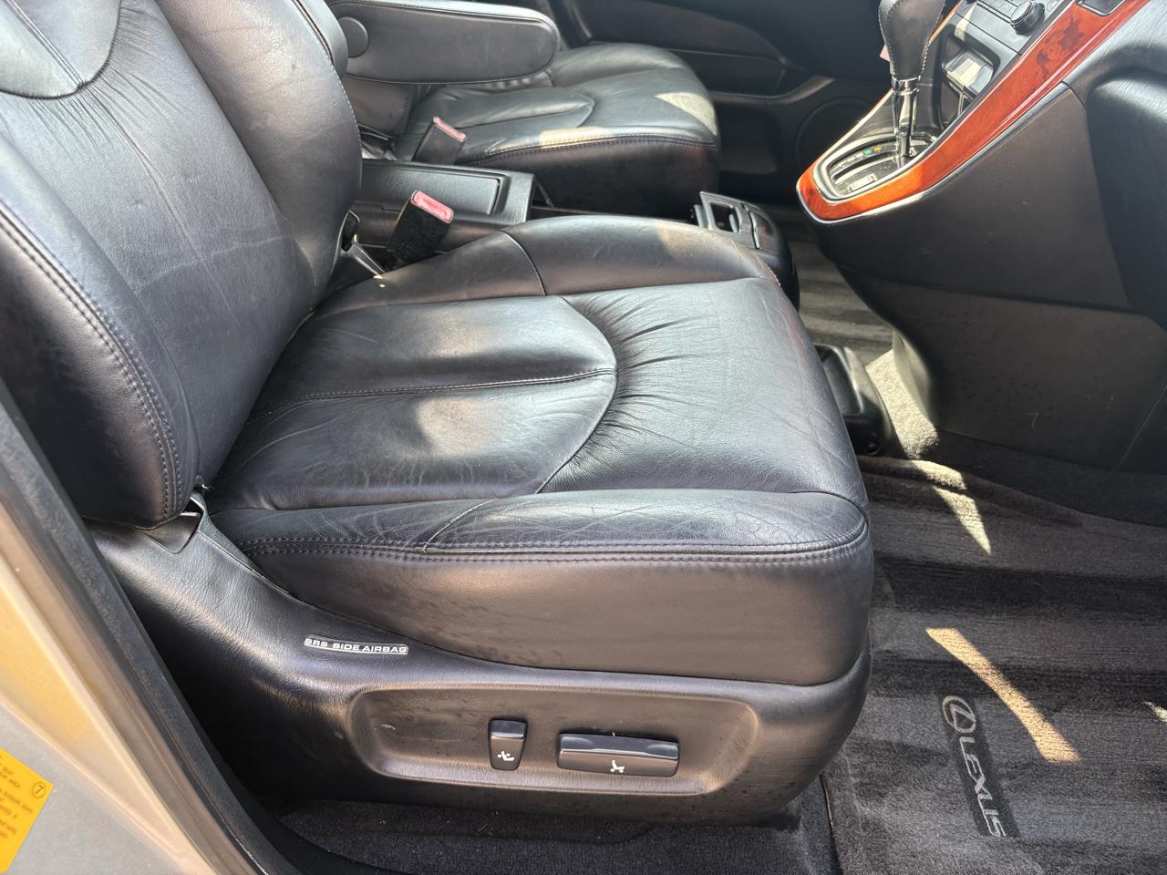 Lexus RX 300 4dr SUV 2001
