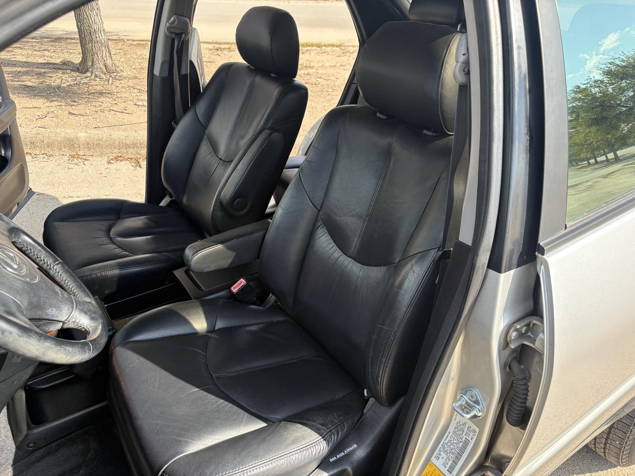 Lexus RX 300 4dr SUV 2001