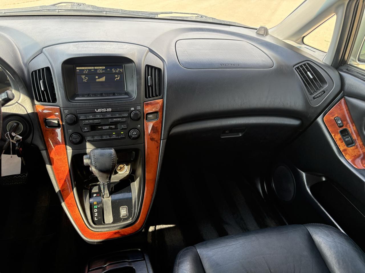 Lexus RX 300 4dr SUV 2001