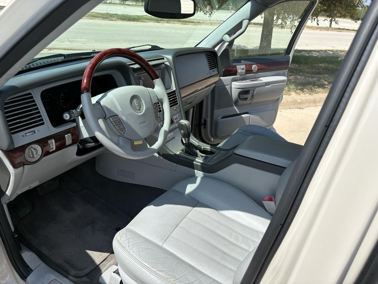 Lincoln Aviator  2005