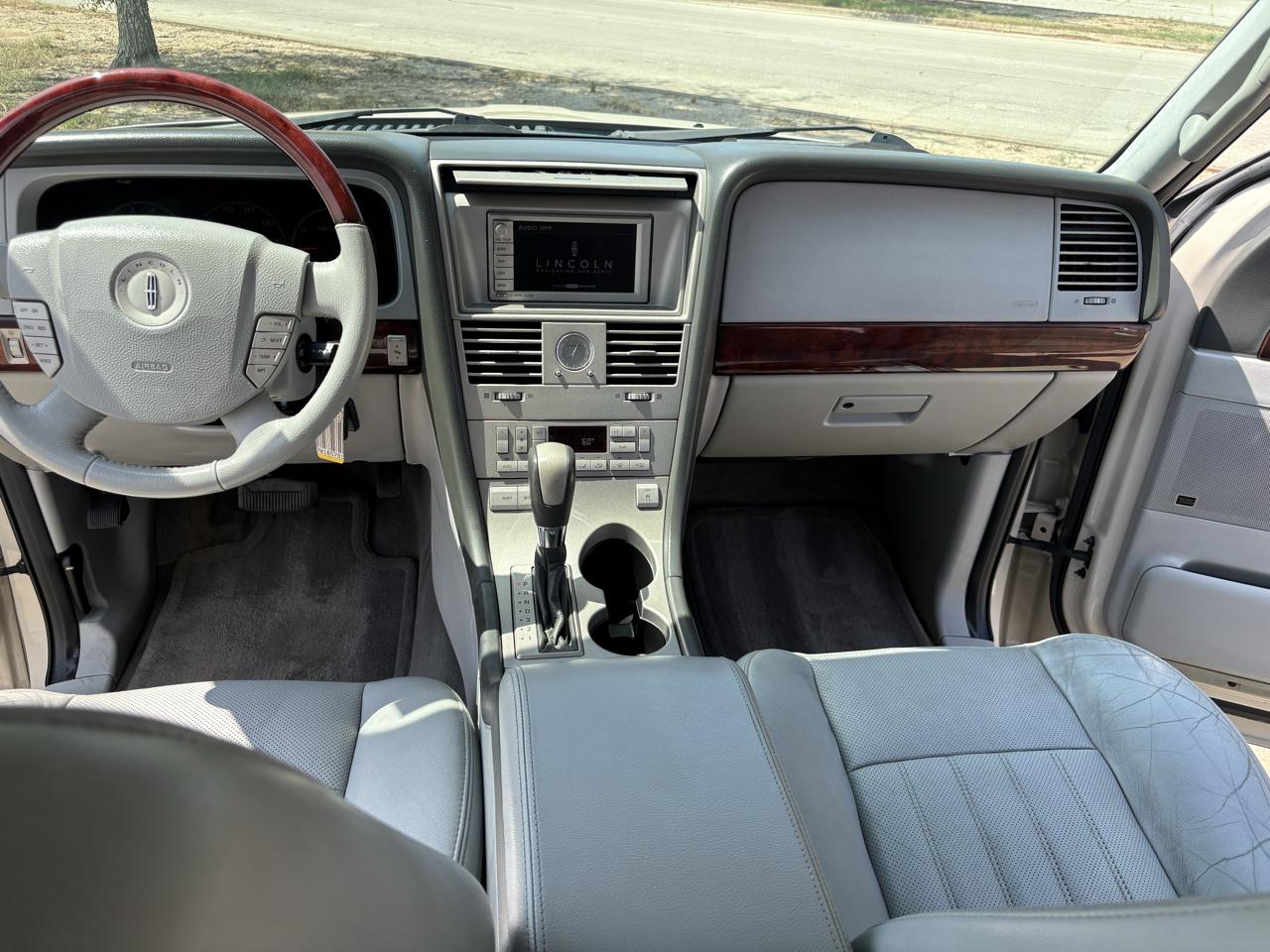 Lincoln Aviator  2005