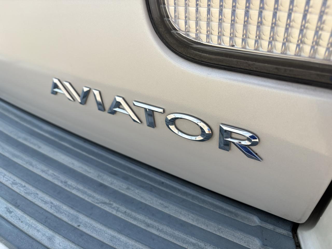 Lincoln Aviator  2005
