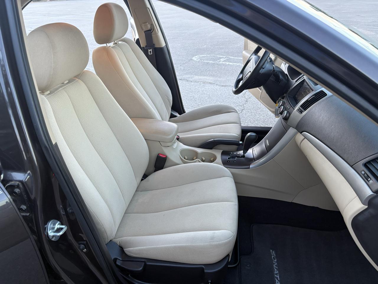 Hyundai Sonata  2010