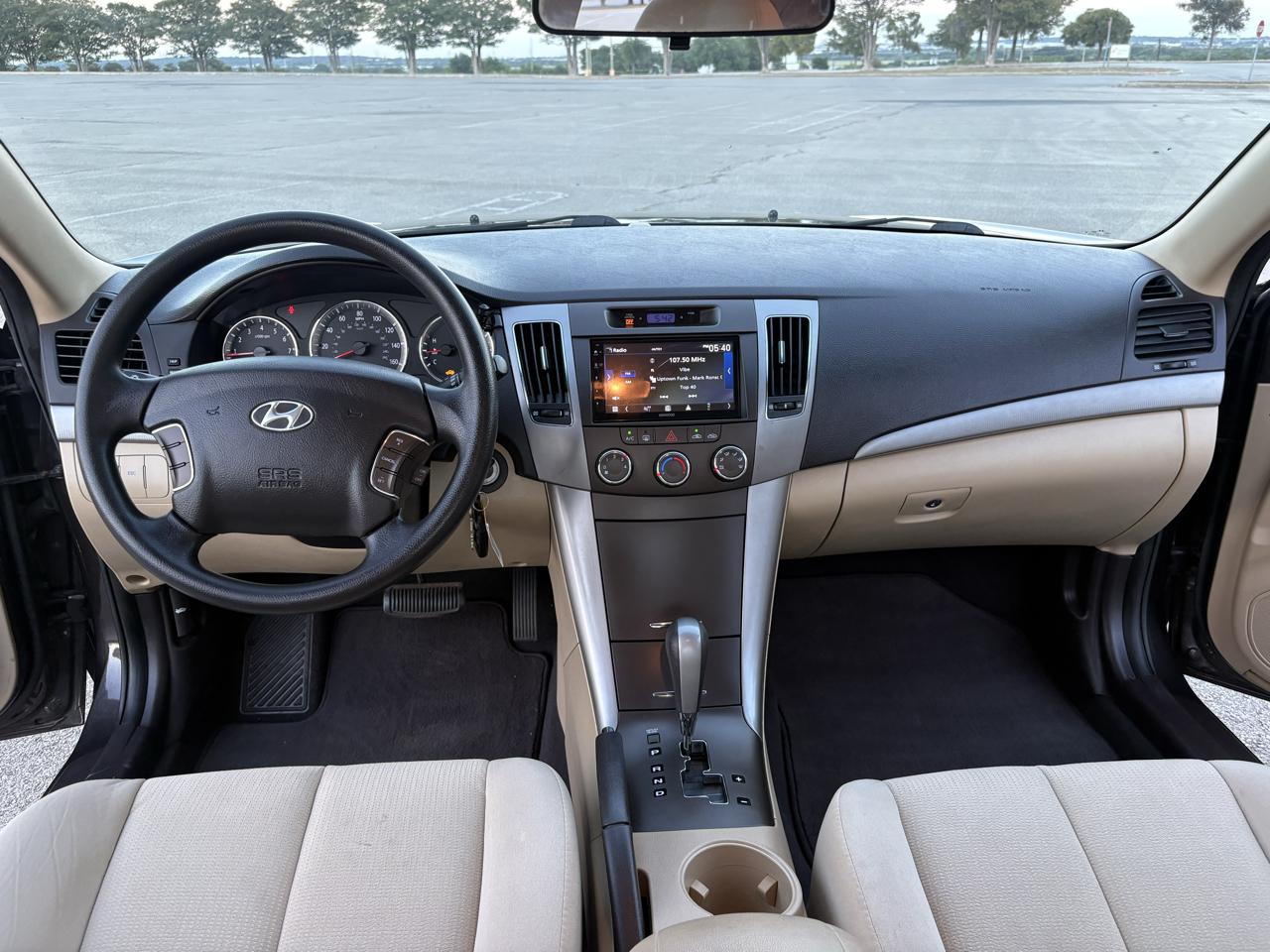 Hyundai Sonata  2010