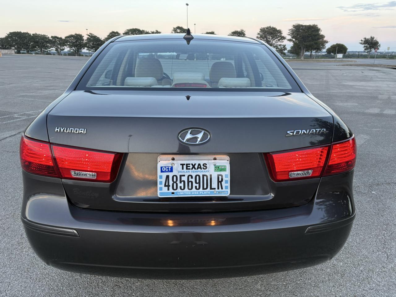 Hyundai Sonata  2010