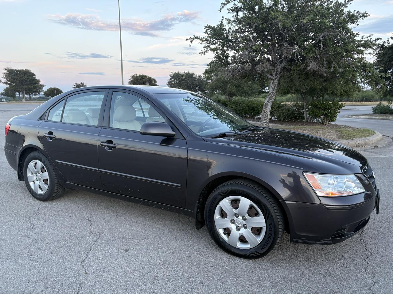 Hyundai Sonata  2010
