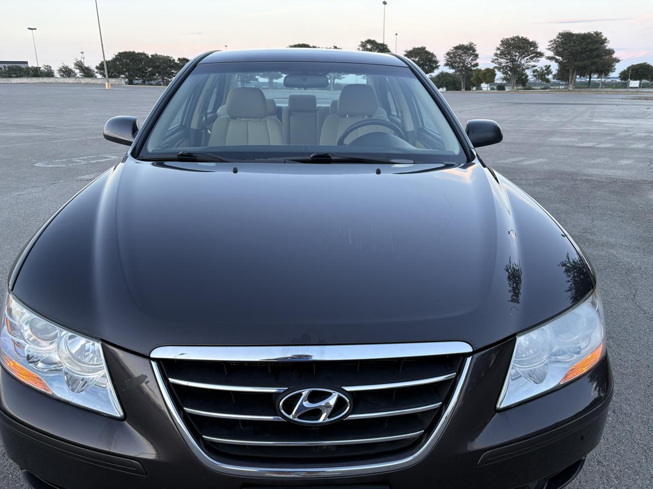 Hyundai Sonata  2010