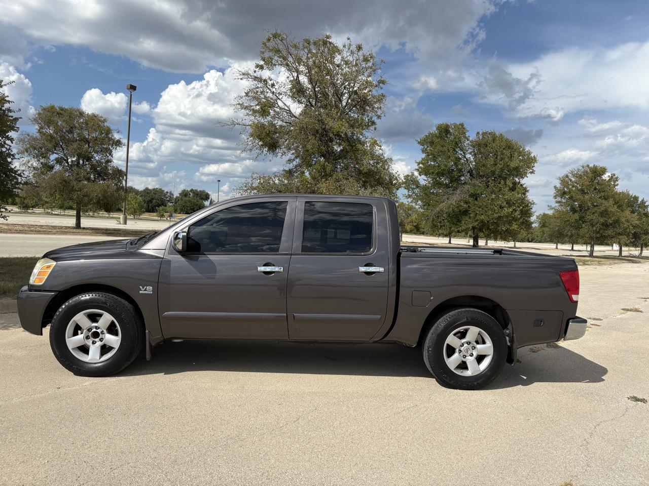 Nissan Titan SE Crew Cab 2WD 2004