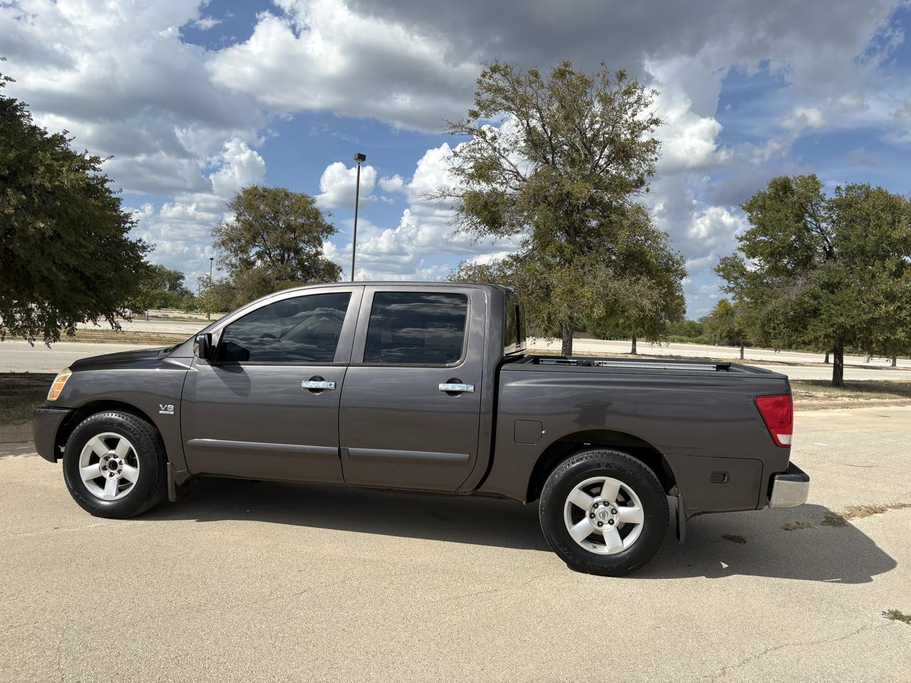 Nissan Titan SE Crew Cab 2WD 2004