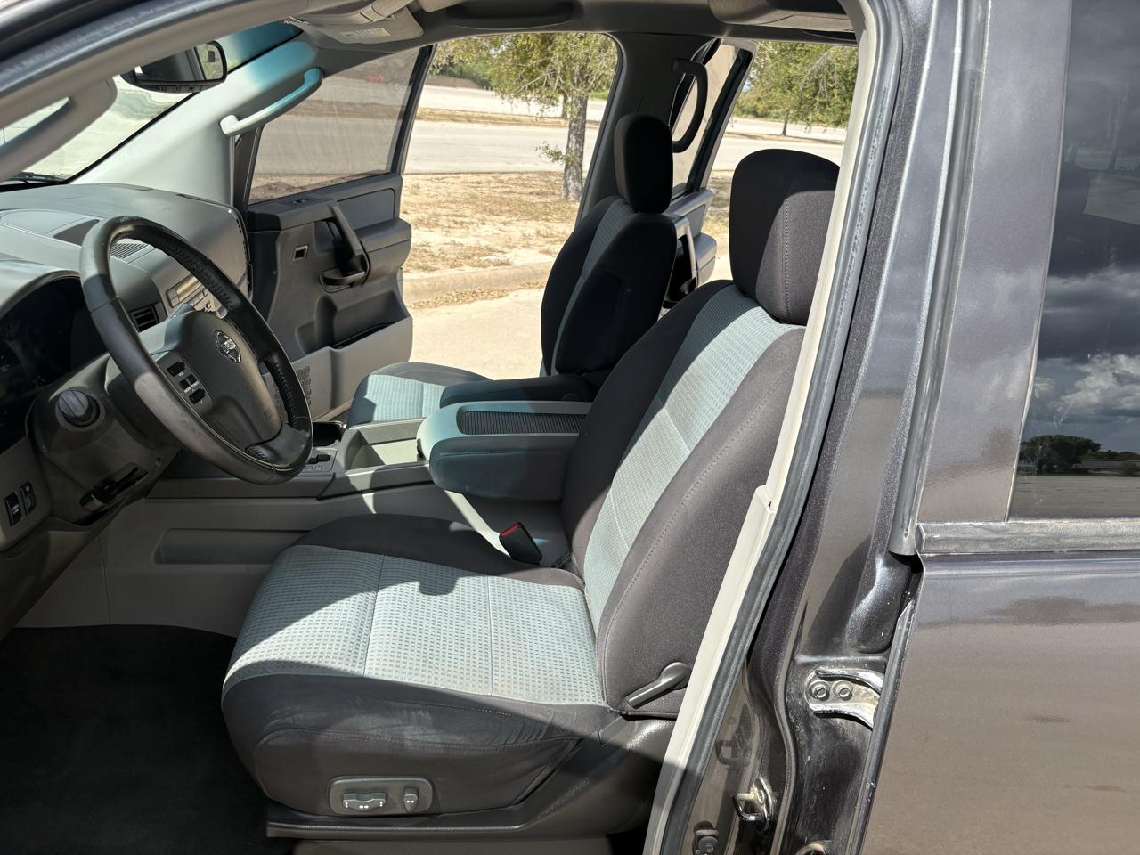 Nissan Titan SE Crew Cab 2WD 2004