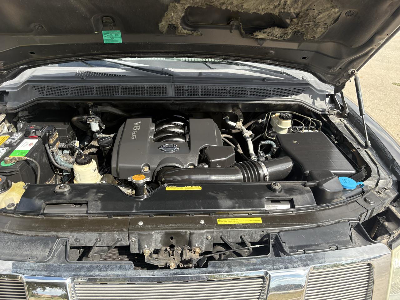 Nissan Titan SE Crew Cab 2WD 2004
