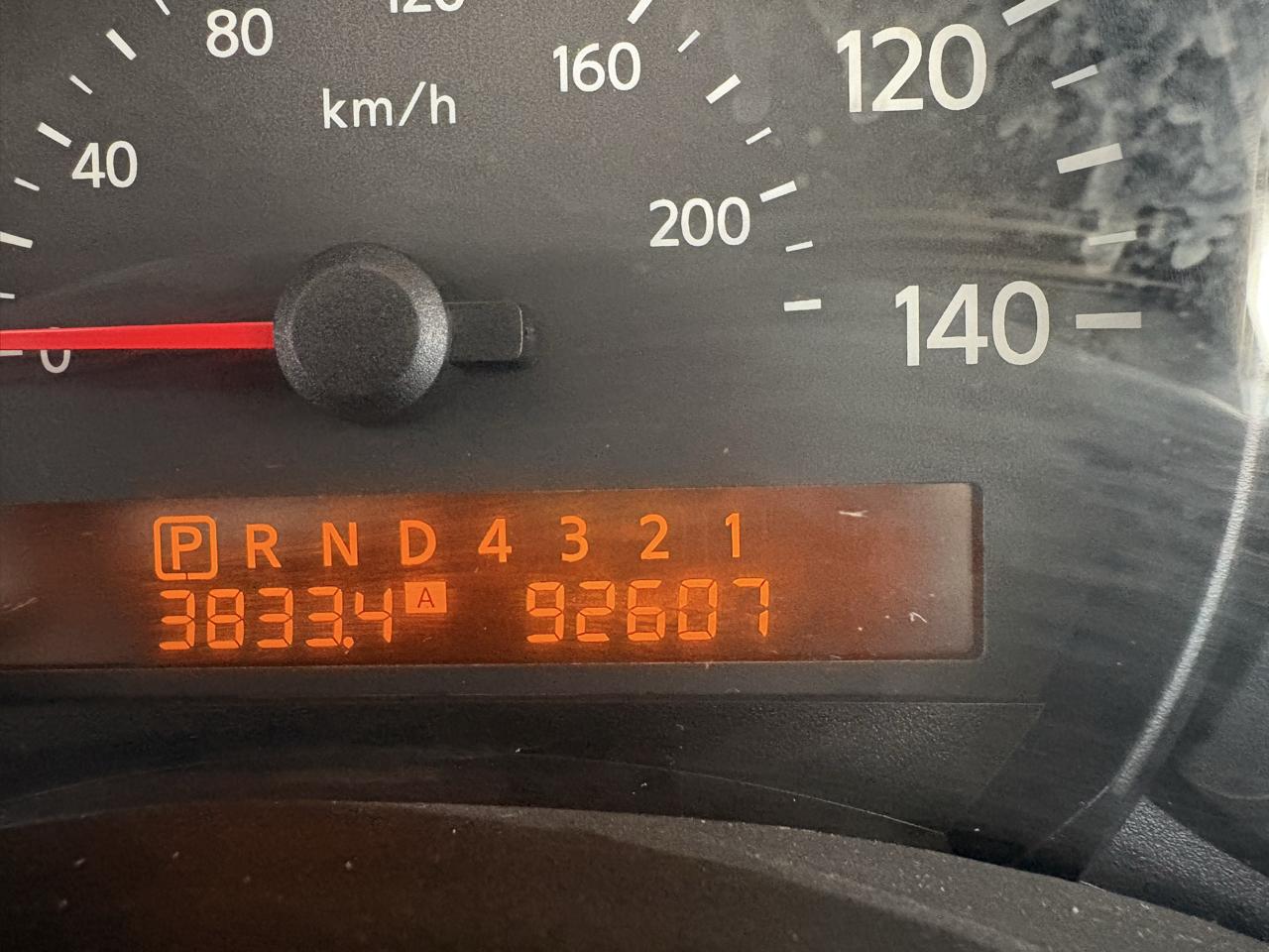 Nissan Titan SE Crew Cab 2WD 2004