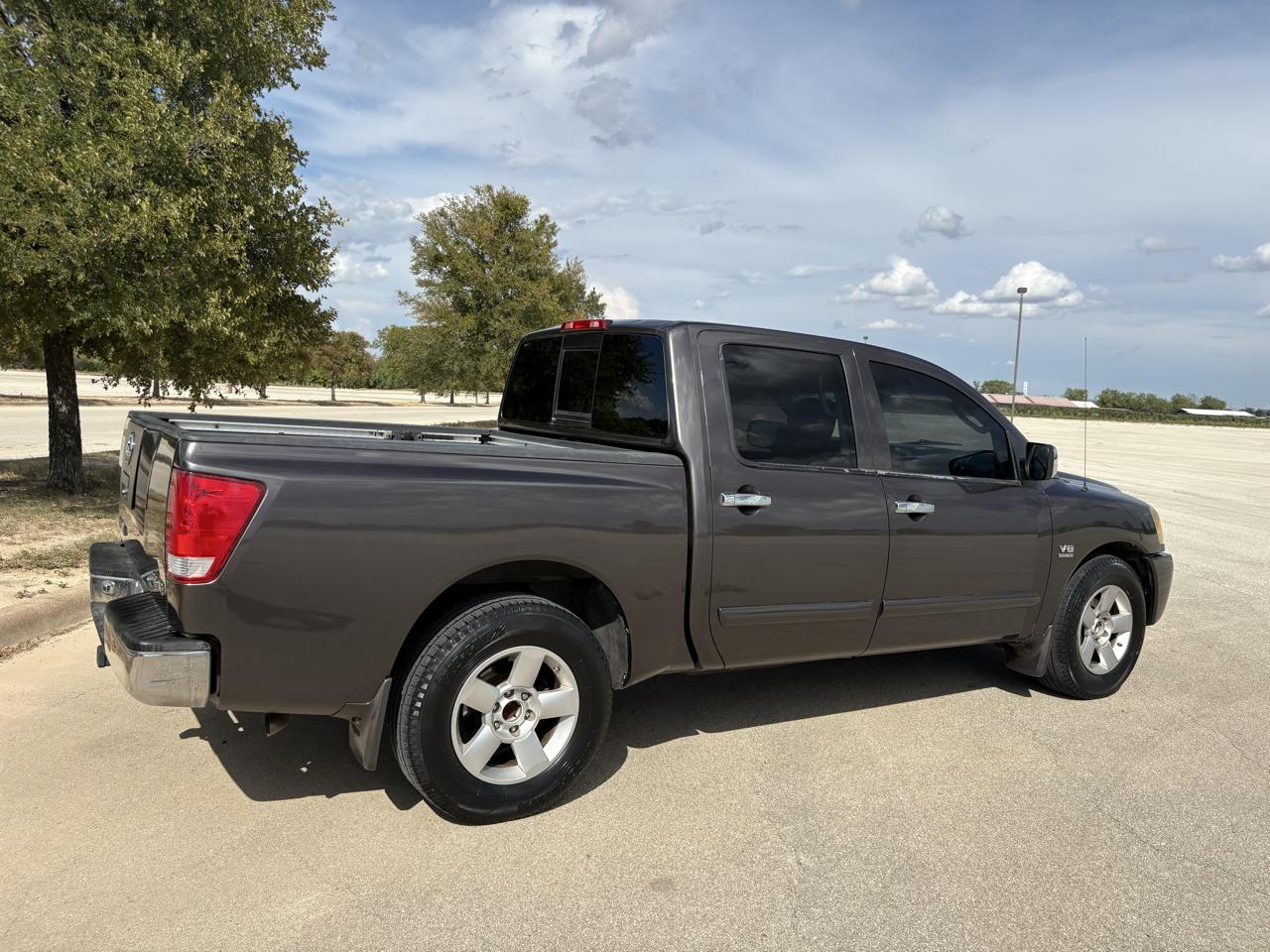 Nissan Titan SE Crew Cab 2WD 2004