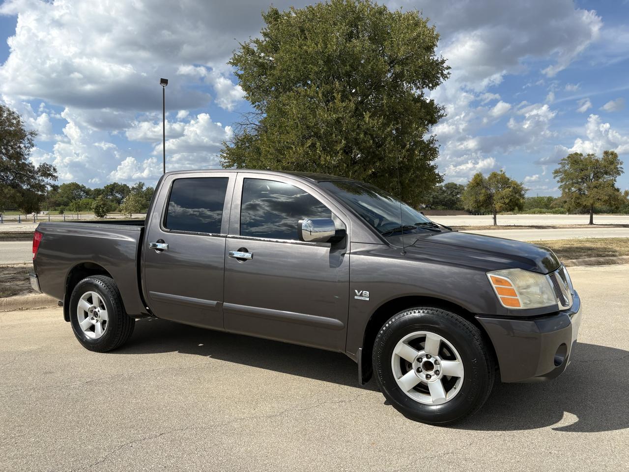 Nissan Titan SE Crew Cab 2WD 2004
